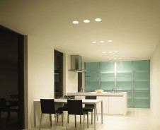 DAIKO ����ŵ� ������饤�� DDL-2263YWE �ܹ���