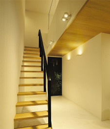 DAIKO �������� ����ŵ� LED���ݥåȥ饤�� DSL-3710YW