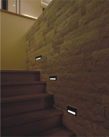 �������߾��� KOIZUMI LED�եåȥ饤�� ABE645045 �ܹ���̿�