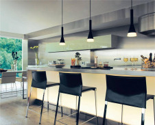 TOSHIBA �ڥ����ȥ饤�� LUKE LU550 �̿�1