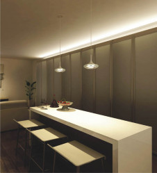 �������߾��� KOIZUMI �ڥ����� LED AP40726L �ܹ���̿�