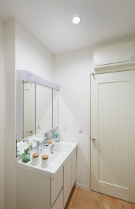 KOIZUMI �������߾��� �ⵤ̩������饤�� AD7124W99 �ܹ���̿�