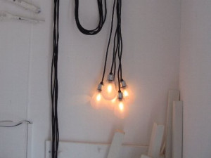 デザイナーズスタンド照明通販：5つの電球たち：サンクベウ