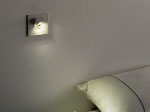 寝室照明販売：使うときだけスッと出す：LGB71571KLE1