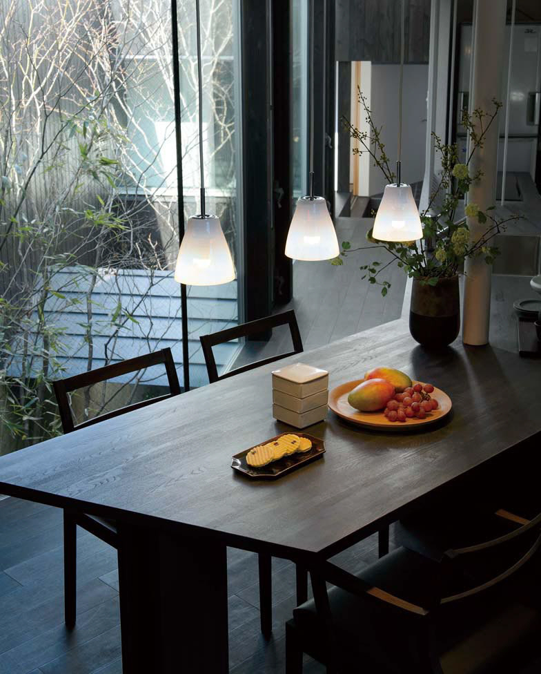 コバルトブルー カットガラスランプ 3月12日 コバルトブルーさんと一緒に切子職人藤本幸治さんの工房